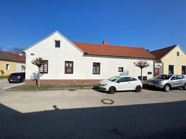 Einfamilienhaus auf kleinem Grundstück mit separater Wohneinheit