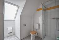 Attraktive 4-Zimmer-DG-Maisonette am Lorenz-Bayer-Park mit zwei Balkonen