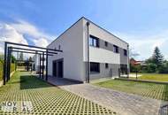 ERSTBEZUG VOR DEN TOREN WIENS - DOPPELHAUSHÄLFTE MIT STELLPLÄTZEN AUF EIGENGRUND