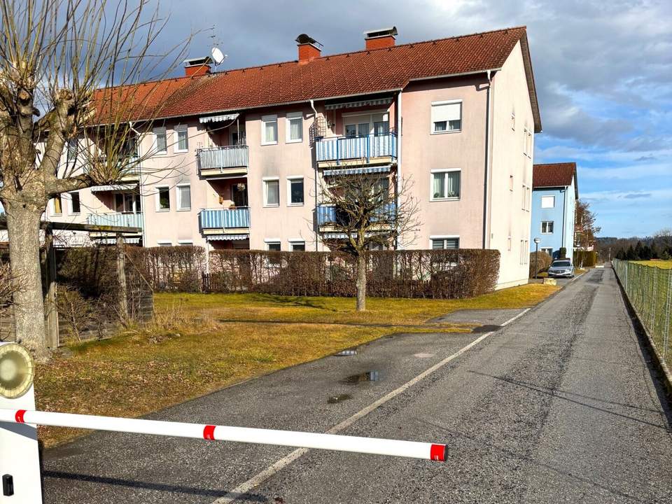 Sehr gepflegte 77,81m² Eigentumswohnung mit Balkon im 2.Obergeschoss mit Stadtblick