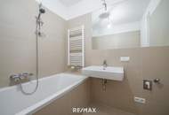 2 Zimmer Balkonwohnung, U3-Nähe inkl. Garage + Heizung