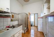 **Hannovermarkt** Charming 3-Room Period Apartment – Airbnb Suitable with Approved Balcony Option