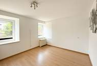 Lungauer Wohntraum: 4 Zimmer, zentral, Kachelofen &amp; Außenstellplatz