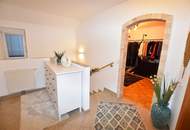 Sonniges und top gepflegtes Einfamilienhaus mit Eigengarten in Ruhelage