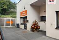 Geschäftslokal mit großer Auslage – vielseitig nutzbar in Grünbach am Schneeberg .