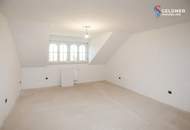 Außergewöhnliches Mehrfamilienhaus mit 331 m² WFL, Balkon, Loggia & 4 Garagen, Pool und Gartenhaus