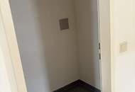 2 Zimmerwohnung, Küche getrennt und Balkon