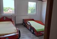 Stockhaus mit Groß-Garage - viele Nutzungsmöglichkeiten!