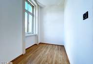 Charaktervoller Altbau im Herzen der Stadt – zeitloses Ambiente verbindet sich mit urbaner Lebensqualität.