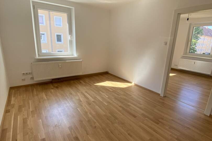 Preiswerte 3-Zimmerwohnung mit herrlichem Blick ins Grüne und flexibler Raumaufteilung! Genießen Sie die Ruhe und Idylle eines kleinen Mehrparteienhauses in zentraler Lage in Steyr Münichholz!, Wohnung-miete, 423,20,€, 4400 Steyr(Stadt)