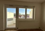 Top-sanierte 4-Zimmer Wohnung mit Balkon