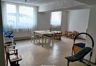 Erstbezug DG-Wohnung, 2 Terrassen, ruhig gelegen, Garage möglich.