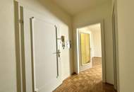 Geräumige Einzimmerwohnung im idyllischen Sankt Radgund zu vermieten!