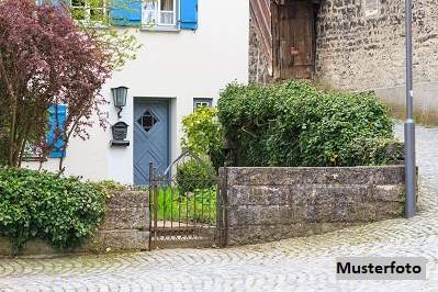 Einfamilien-Doppelhaushälfte mit Garten, Carport und Terrasse, Gewerbeobjekt-kauf, 440.050,€, 5201 Salzburg-Umgebung