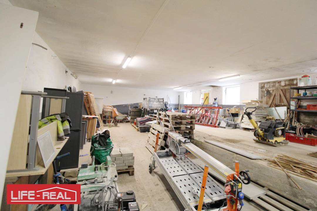 Lagerflächen in Alleinlage, Nähe Autobahnauffahrt Allhaming