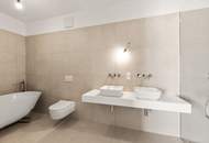 Wohnen, wo andere Urlaub machen: Erstklassige 5-Zimmer-Wohnung am Wasser mit 70m2 Balkon