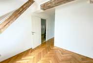 Traumhafte Dachgeschoßwohnung mit Galerie, Terrassen und Blick zum Anninger - Lift optional möglich
