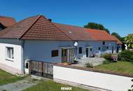 Taditioneller Streckhof mit großem Grundstück im idyllischen Pinkatal
