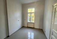 Schöne 4,5 Zimmer Altbau-Villenetage mit Wintergarten, Gartennutzung und kleinem KFZ-Stellplatz