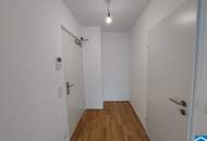 Lichtdurchflutete 2 Zimmerwohnung mit mehr als 35m² Freifläche bei U3-Kendlerstraße