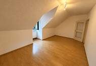 Gepflegte 3-Zimmer-Wohnung mit Einbauküche & Stellplatz in idyllischer Lage von Krems
