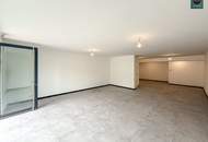 Erstbezug: Neubau - Geschäfts- oder Bürofläche in frequentierter Bestlage von Neustift am Walde!