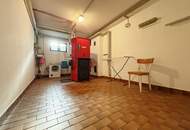 Bungalow mit Doppelgarage in beliebter Wohngegend