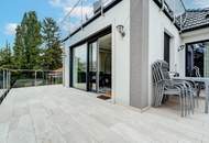 Modernes Mehrfamilienhaus mit Terrassen, Garage, Pool, Outdoorküche, Spielplatz uvm.