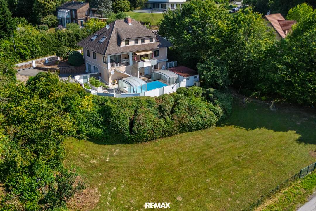 Exklusives Traumhaus mit Pool in begehrter Ruhelage in Grambach bei Graz