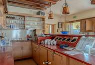 Großzügige Immobilie mit perfekt kombinierbarem Wohnen &amp; Arbeiten