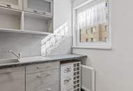 Modernisierte 2-Zimmerwohnung mit separater Küche
