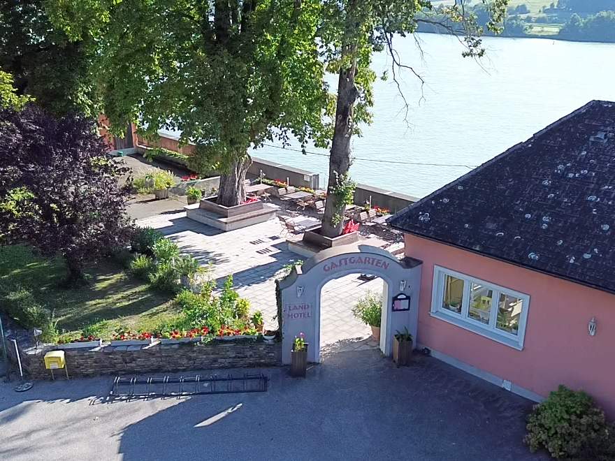 Landmotel und Restaurant in Toplage an der Donau – Blick auf Maria Taferl inklusive!