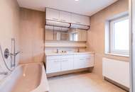 Mehrfamilienhaus mit zwei getrennten Wohneinheiten!