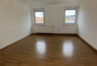 Ankommen und wohlfühlen im Grünen: diese lichtdurchflutete 3-Raum-Wohnung begeistert mit moderner Ausstattung, cleverem Schnitt und perfekter Kombination aus Ruhe und Stadtnähe!