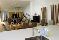 Exklusiver Bungalow mit Pool auf großem Grund!