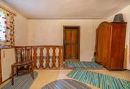 Charmantes Sacherl mit Sanierungsbedarf in naturverbundener Ruhelage