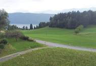 Traumhaftes Baugrundstück in Sappl, Kärnten – Blick auf den Millstätter See.