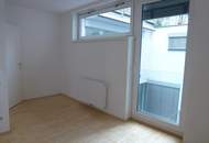 HOFSEITIG UND RUHIG mit genialem Grundriss! AB OKTOBER!