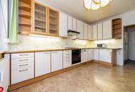 Leistbare 3-Zimmer-Wohnung mit Loggia & Garage in ruhiger Innenhoflage