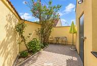 "Historisches Dorfhaus mit "U-Bahn-Anschluss" und Garten ohne Zuschauer!"