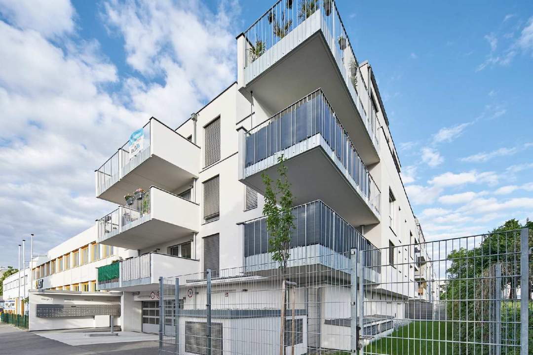 Helle 2-Zimmer-Wohnung mit Garten in Ruhelage, in der Koloniestraße