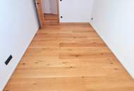 Lebensqualität pur im Dachgeschoss mit Terrasse und Garten! 4 Zimmer + Hochwertige Materialien + Viel Grün und Ruhe + Toller Blick! Ihr Rückzugsort mit WOW-Effekt!