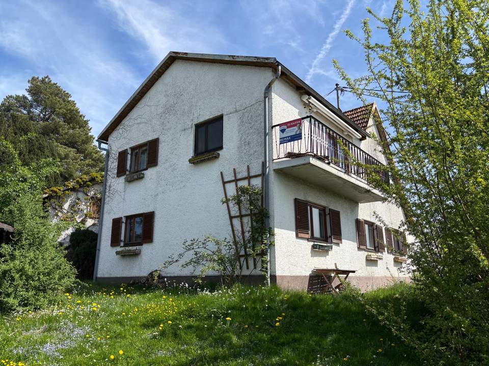 Einfamilienhaus mit großzügigem Grundstück nahe Stadtzentrum