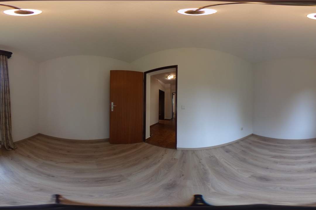 "Familienfreundliches Miethaus mit Sauna, Garten und Loggia!"