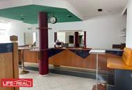 Vielseitig nutzbare Gewerbefläche mit Terrasse und Stellplätzen – sofort verfügbar