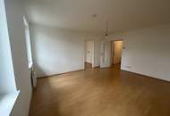 2-Zimmer-Wohnung mit Hof-Terrasse bei der Wiedner Hauptstraße