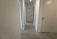 ZU HAUSE DIRKET AN DER U3