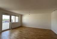 Top-sanierte 4-Zimmer Wohnung mit Balkon