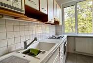 ++ NEU ++ HELLE DREI Zimmer in GRÜNRUHELAGE