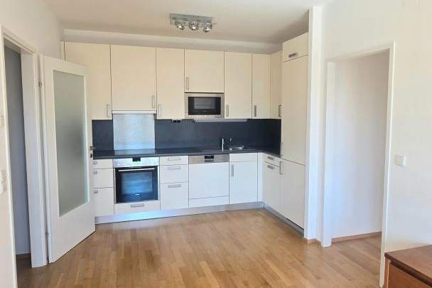 Dachgeschosswohnung mit 3 Zimmern auf ca. 70m2 inkl. Garage - Ruhige Lage, Lichtdurchflutet und hochwertig ausgestattet!, Wohnung-kauf, 269.000,€, 2500 Baden